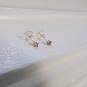Brand New 14K Yellow Gold Diamond Earrings For Sale